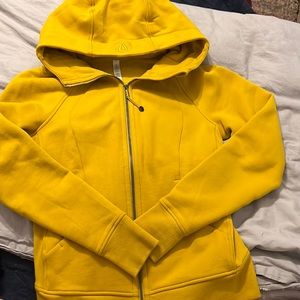 Like new lululemon scuba full zip